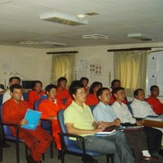 Tripulação também compartilha treinamentos a bordo da draga